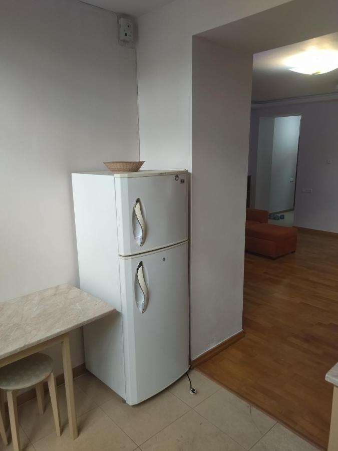 Abovyan 36 Apt & Tour Erevan Exterior foto