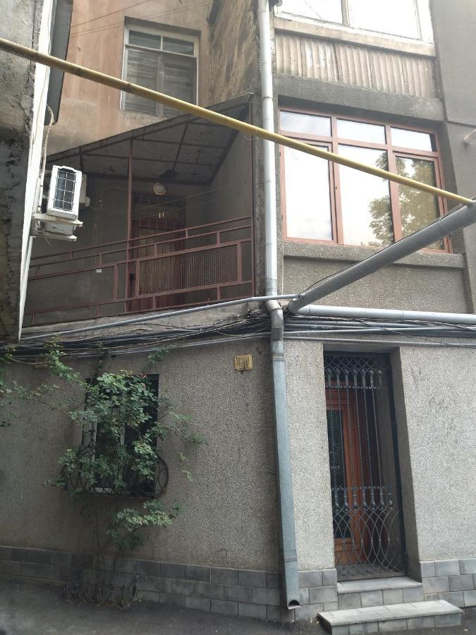 Abovyan 36 Apt & Tour Erevan Exterior foto